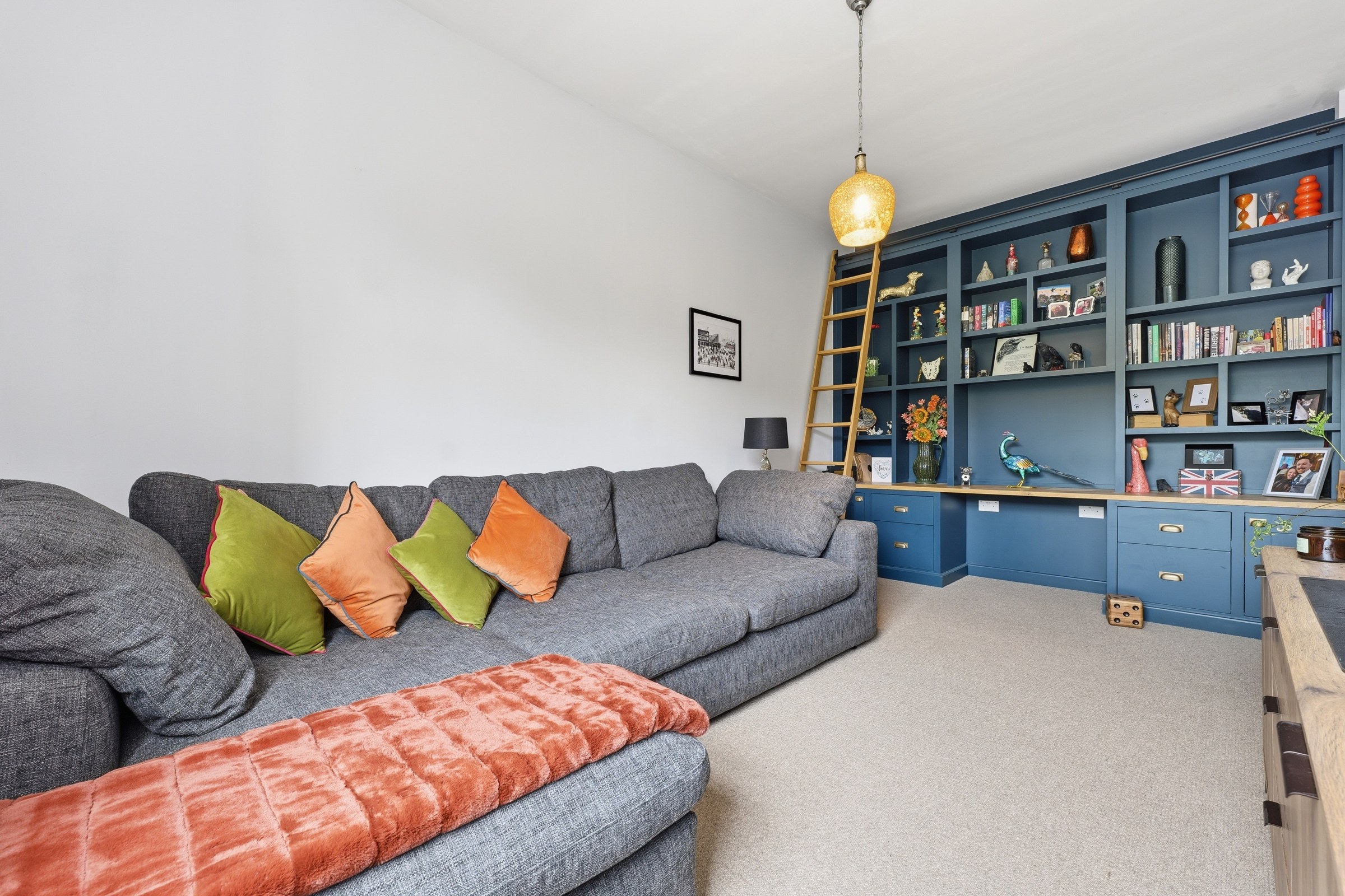 Woodmere Drive, Old Whittington, S41, photo 11