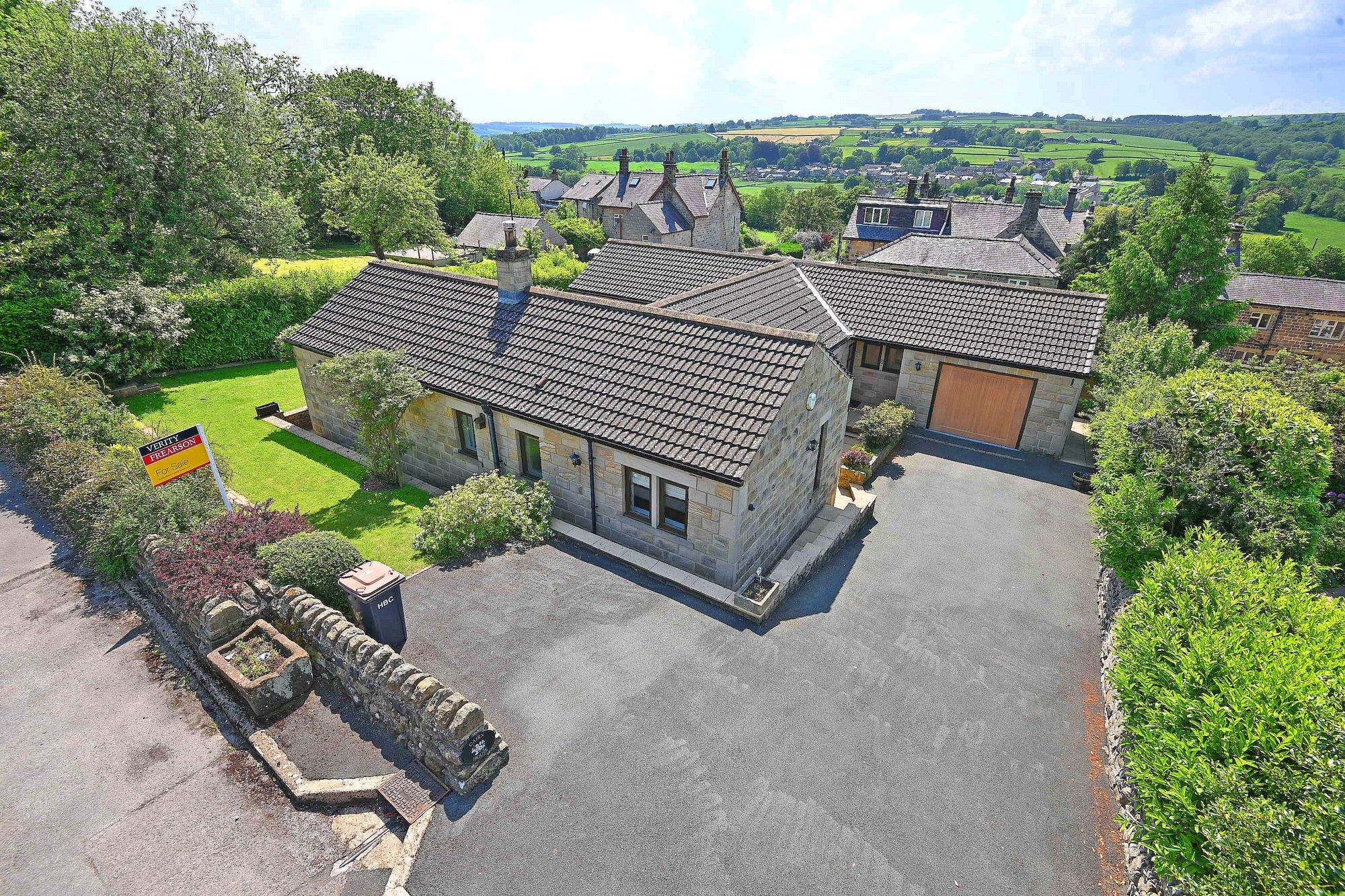 4 bed home for sale in Cairn House, Summerbridge