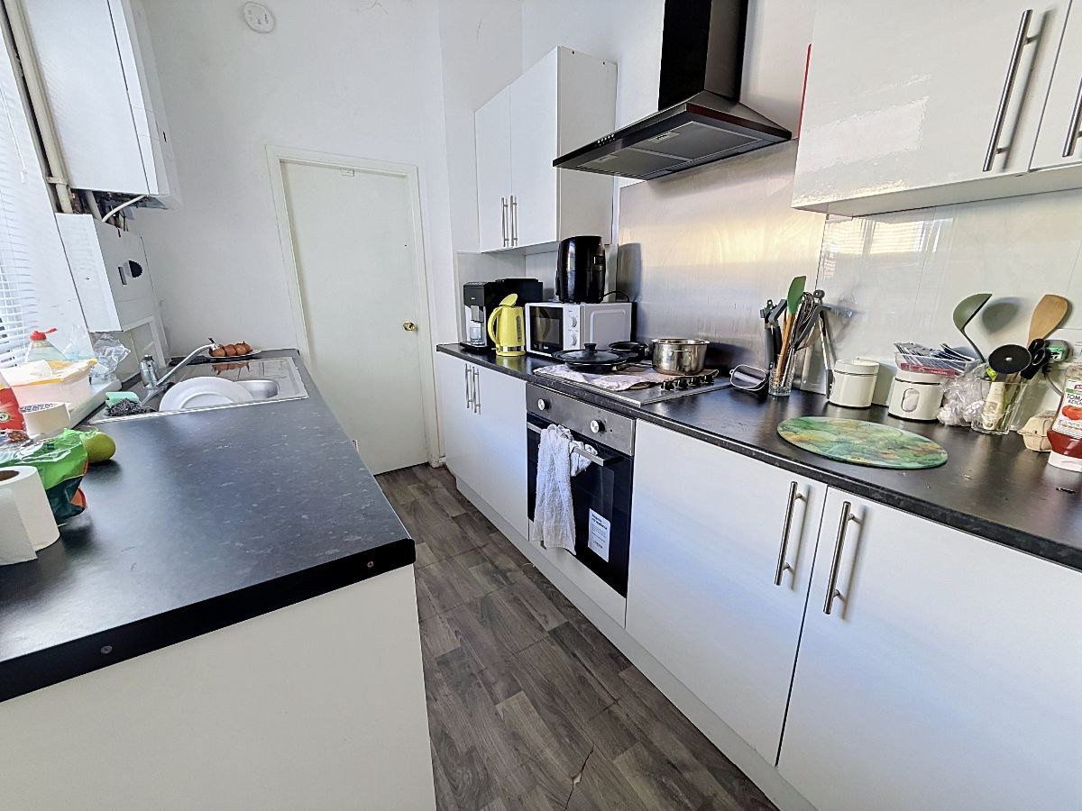 Hartshill Road, Stoke-on-Trent, photo 4