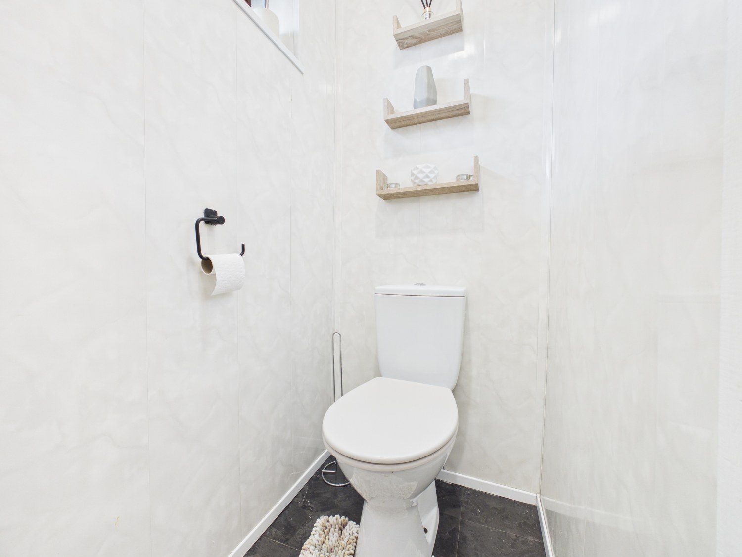 Silverton Close, Hyde, SK14 3DG, photo 22