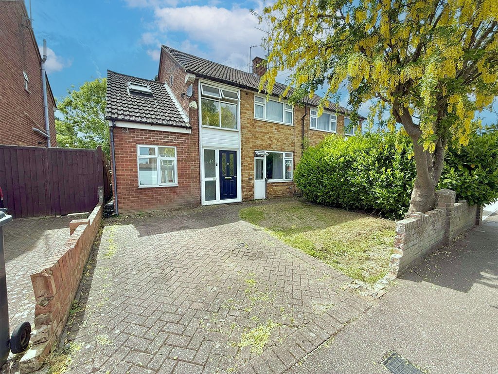Evelyn RoadDunstable LU5 4NQ