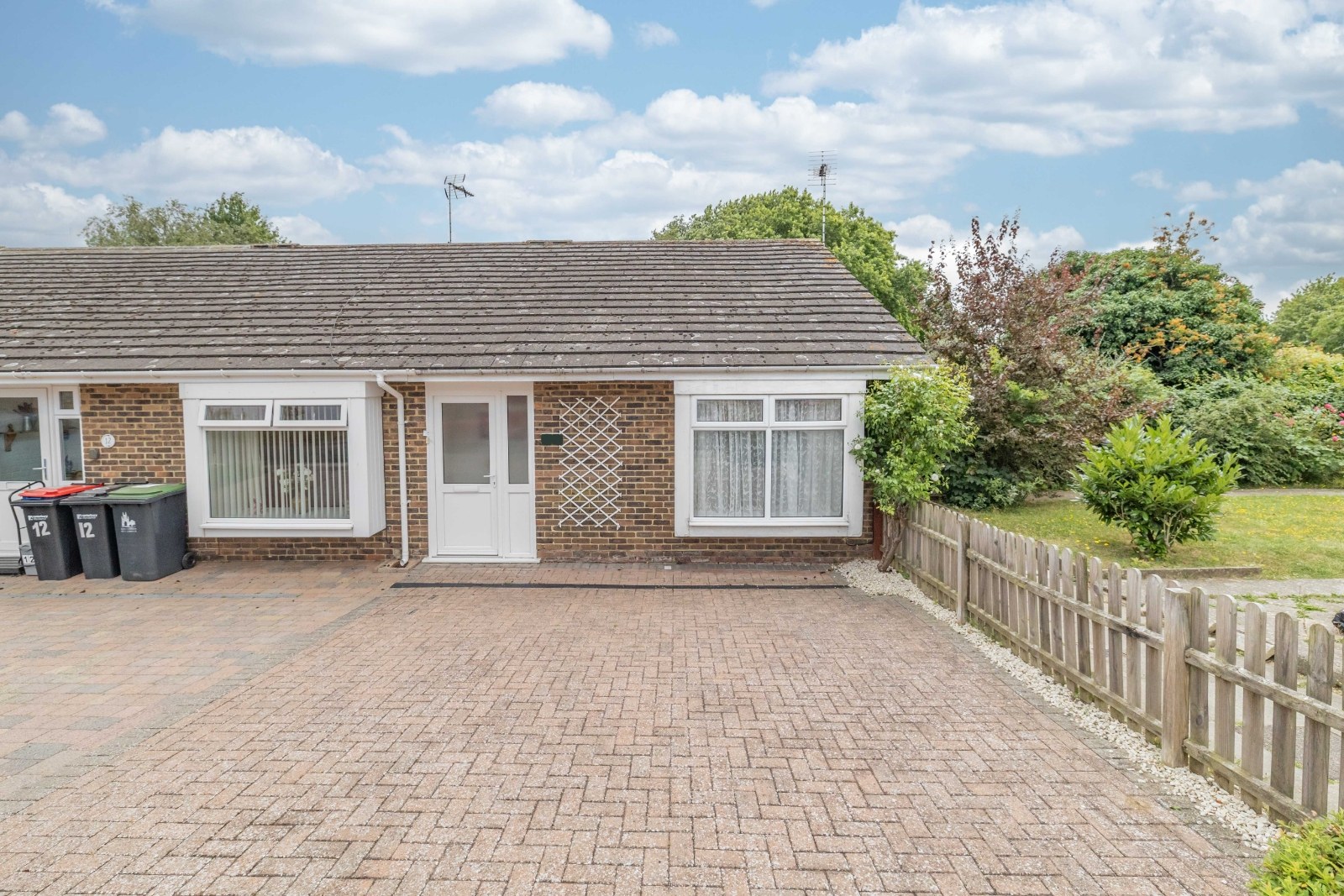 Foxdown Close