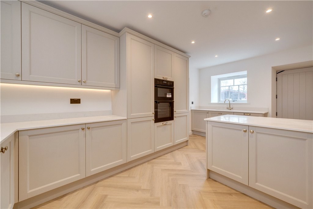 Poole Row, Burton Salmon, Leeds, North Yorkshire, LS25, photo 8