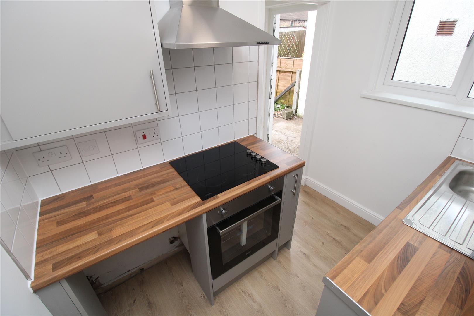 House - Terraced For Rent Tredegar Street