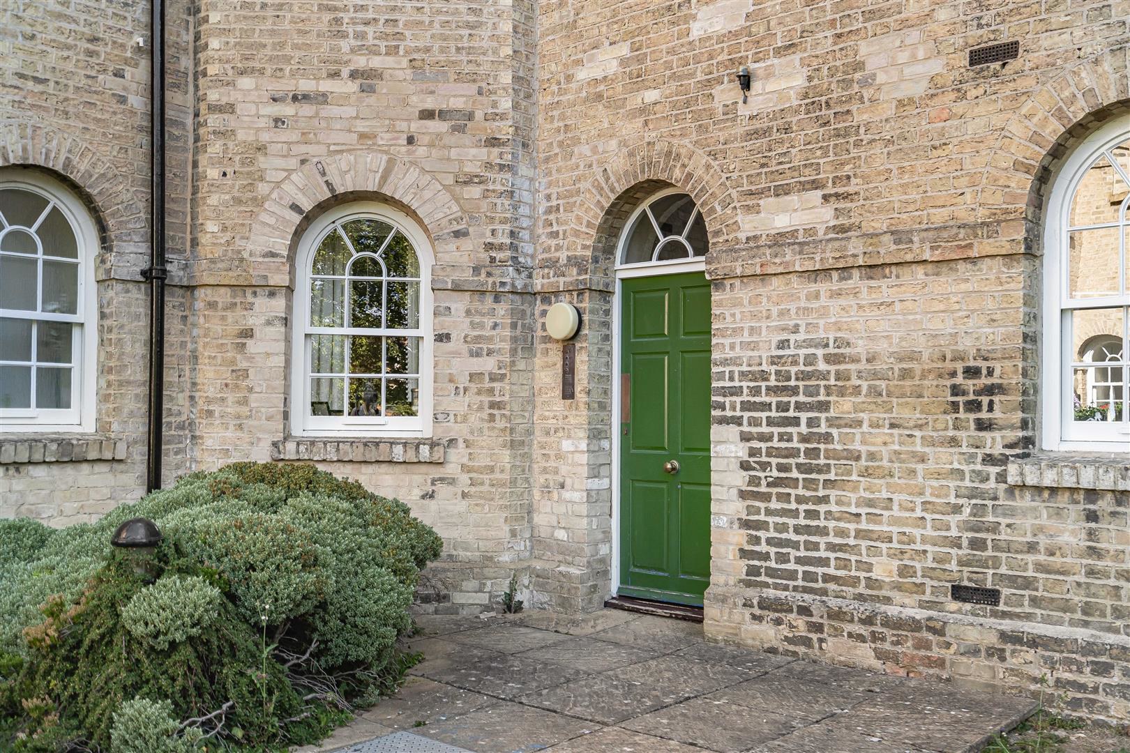 Radwinter Road, Saffron Walden, photo 3
