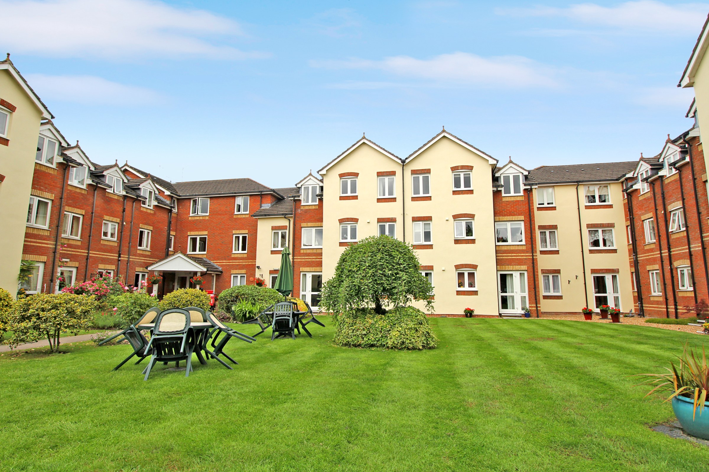 Willow Court, Ackender Road, Alton, Hampshire, GU34, photo 8