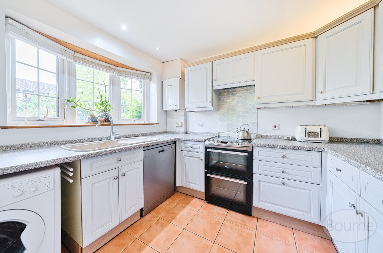 Oakley Dell, Guildford, Surrey, GU4, photo 5