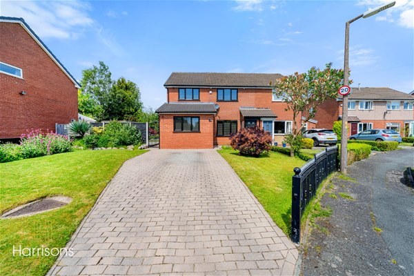 Quakerfields Westhoughton