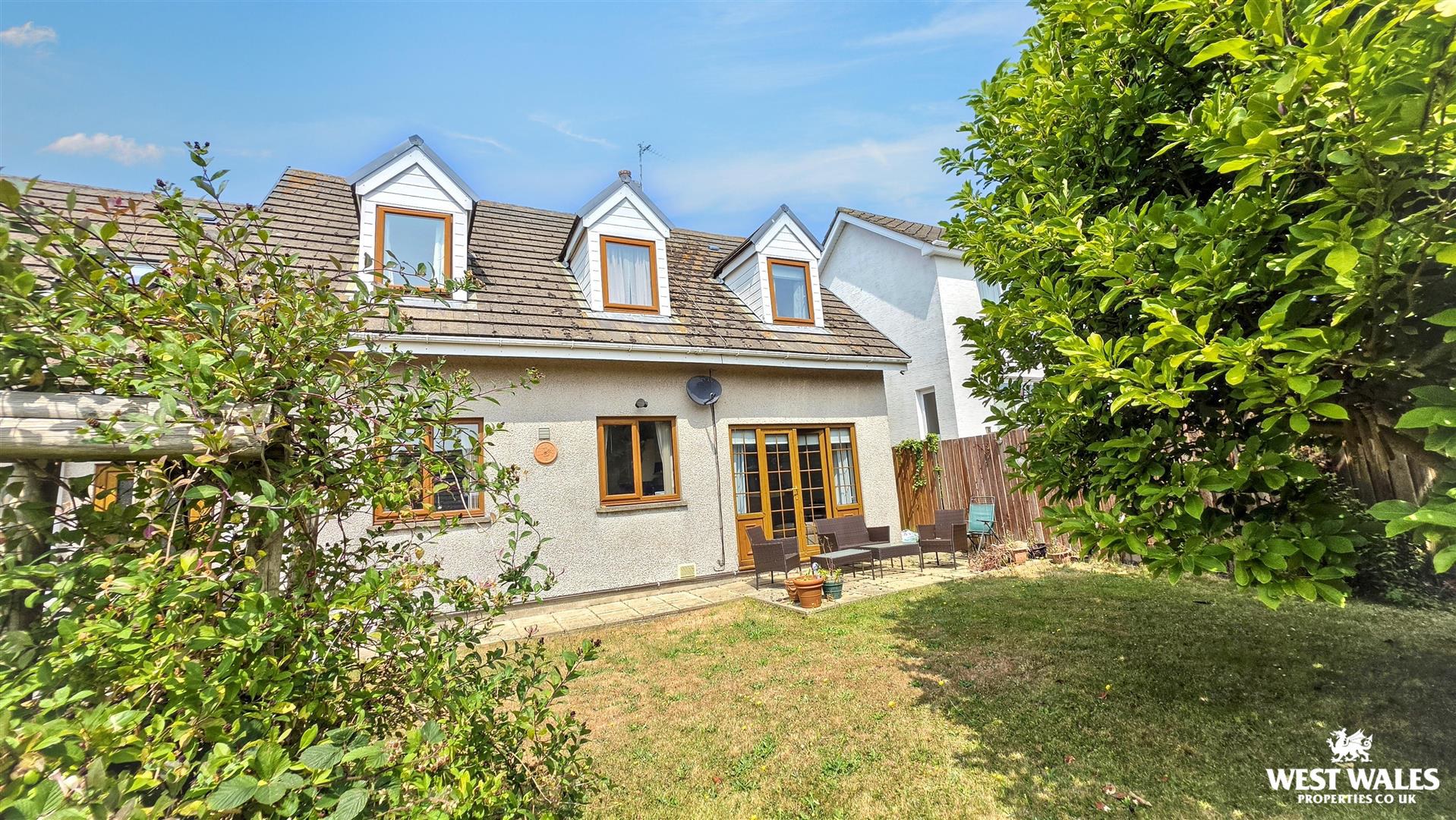 Woodlands Crescent, Milford Haven, photo 21