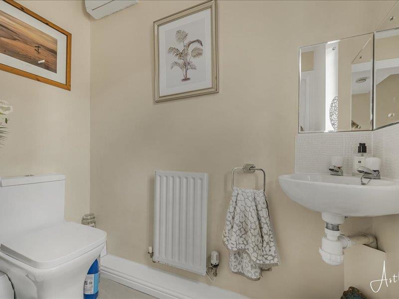 Edith Mills Close, Neath, photo 5