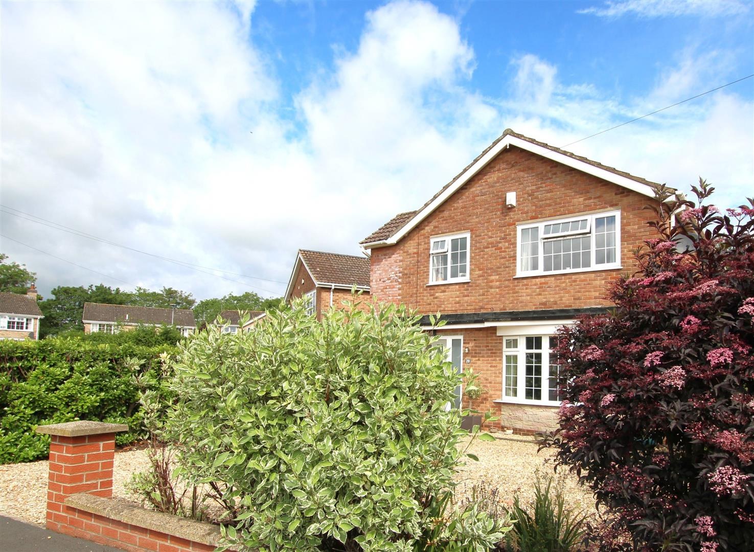 house - detached in Middle Rasen
