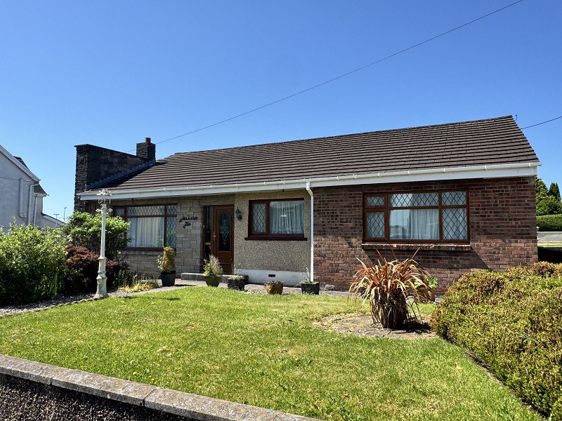 Bryncwar Road, Penygroes, Llanelli, Carmarthenshire., photo 2