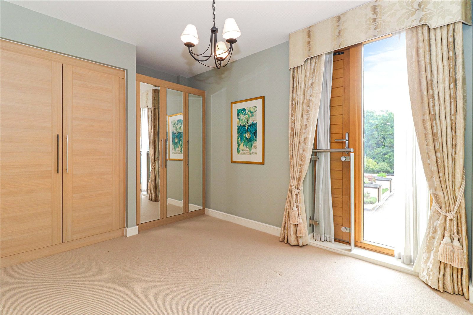 Cliveden Gages, Taplow, Buckinghamshire, SL6, photo 8