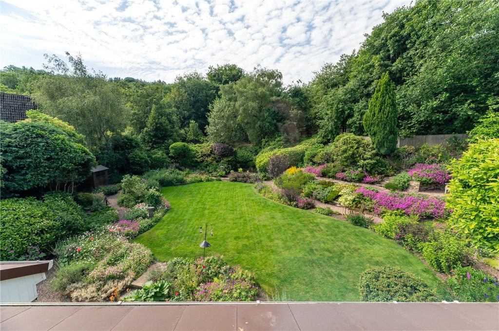 Moorhead Crescent, Shipley, West Yorkshire, BD18, photo 2