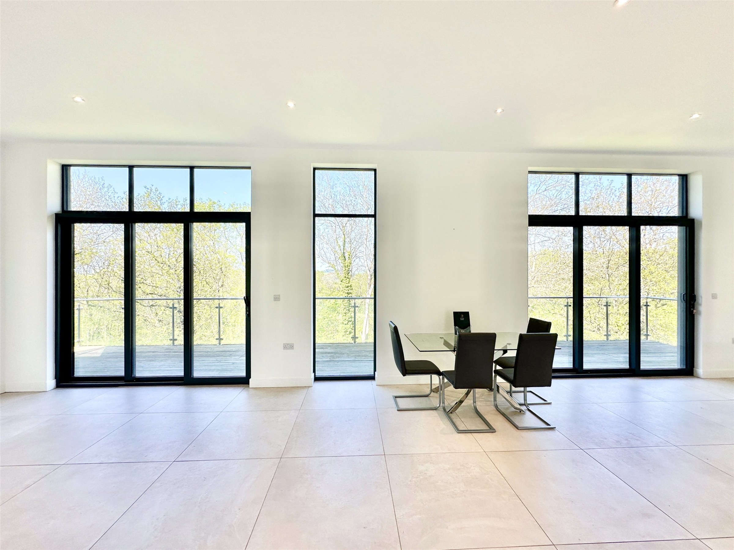 Striking Very Spacious Contemporary Home, Langmead Drive, Bideford, Devon, EX39, photo 12