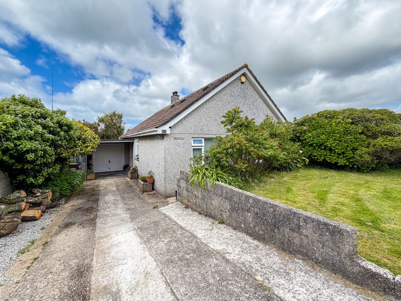 Porthleven, Flexible Family Home