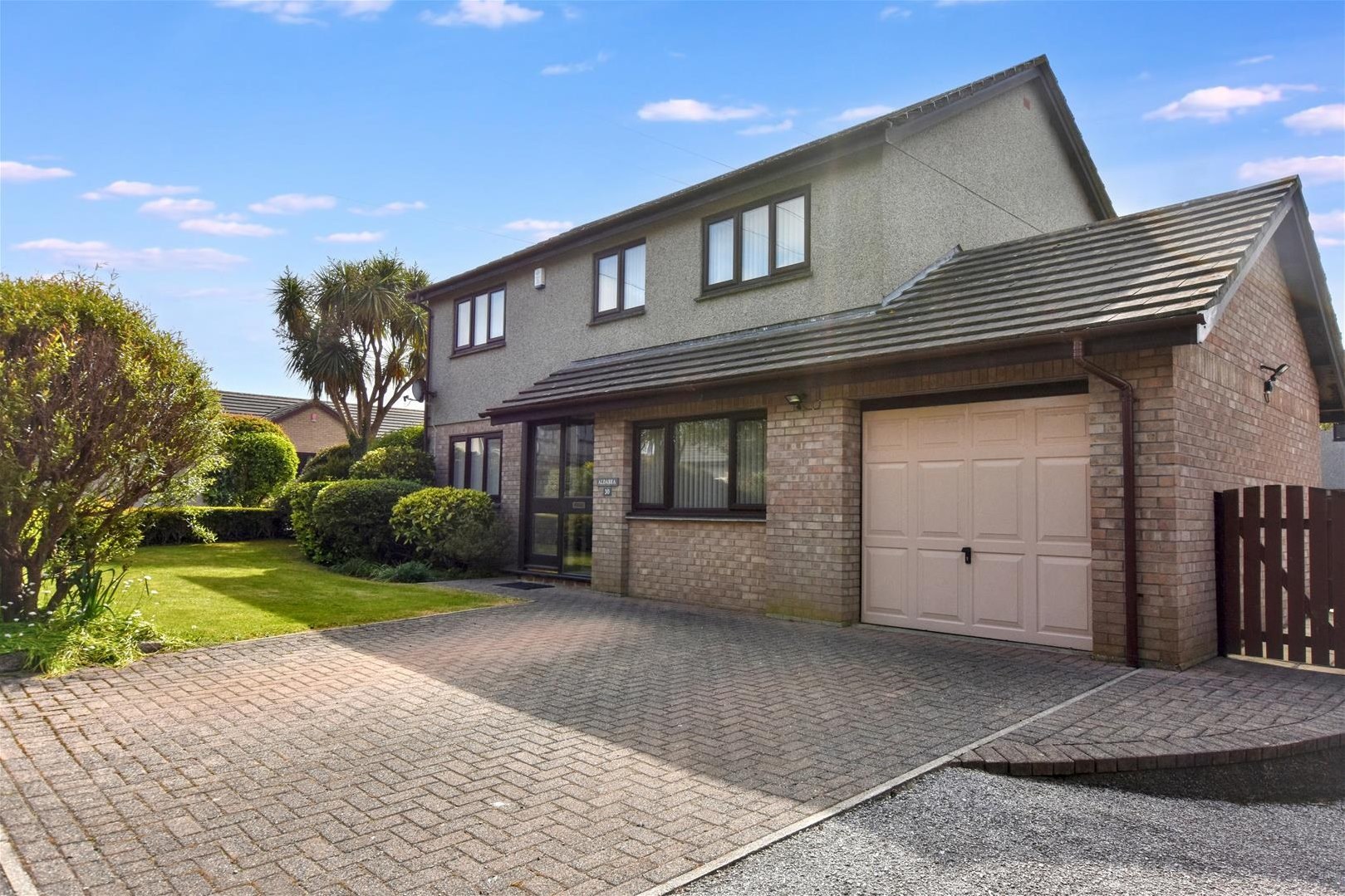 Tehidy Close