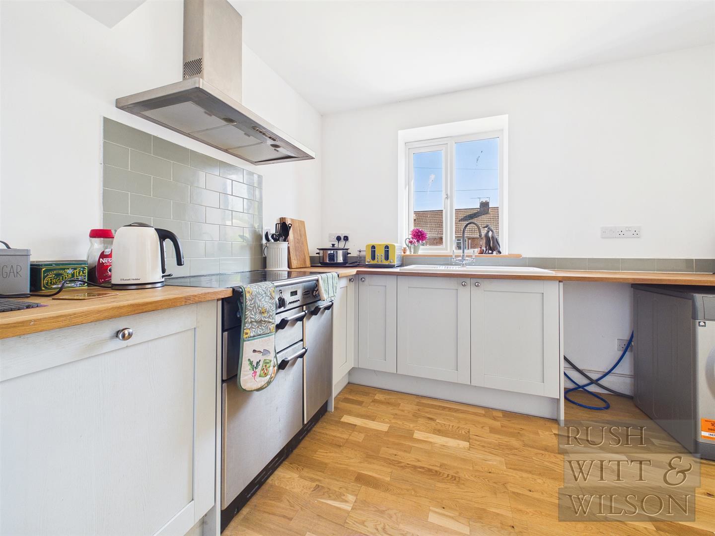 Ticehurst Avenue, Bexhill-On-Sea, photo 12