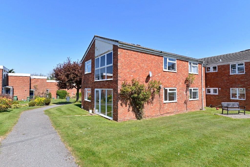 Windsor Close, Guildford, Surrey, GU2
