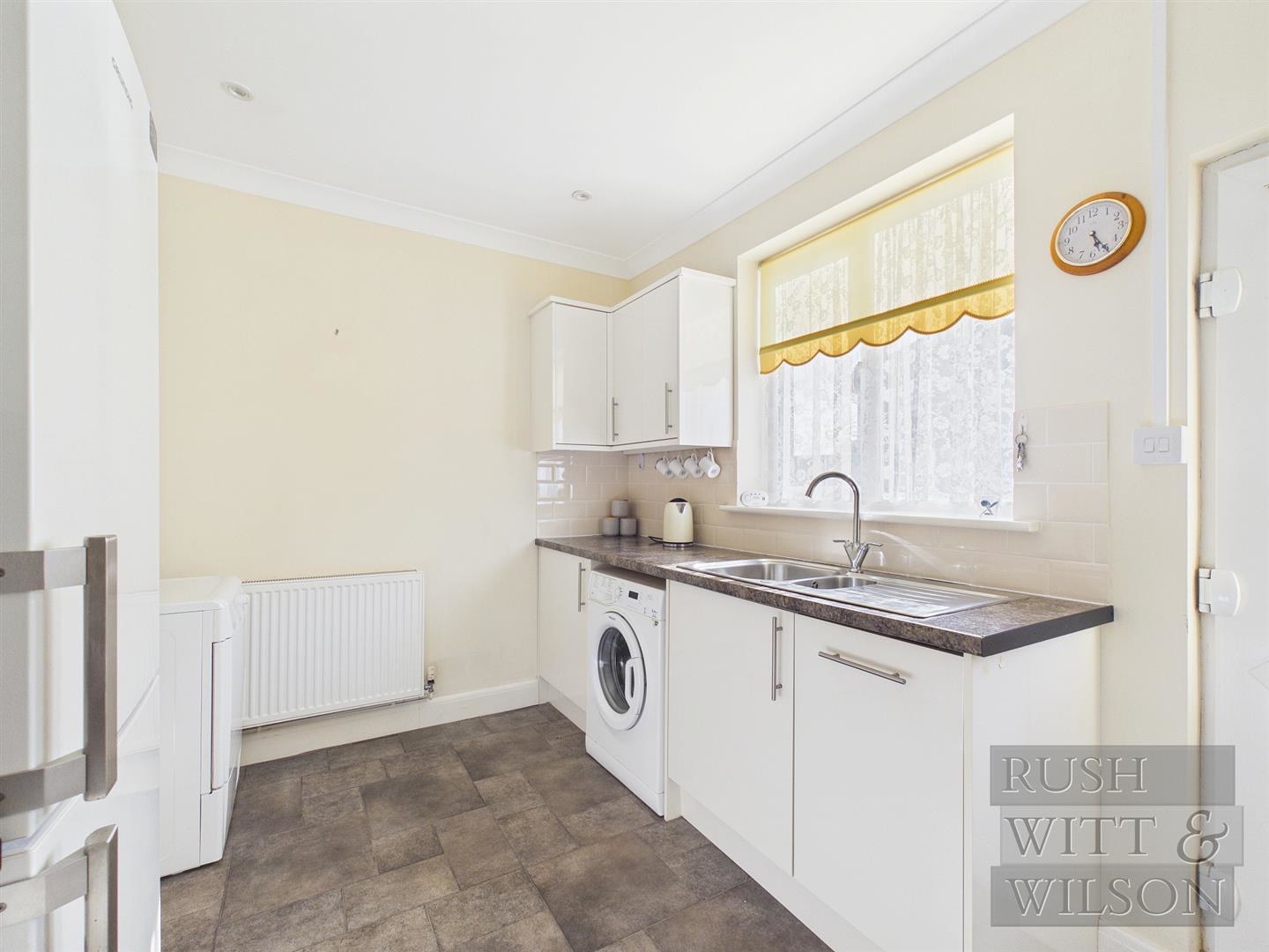 Ashbrook Road, St. Leonards-On-Sea, photo 5