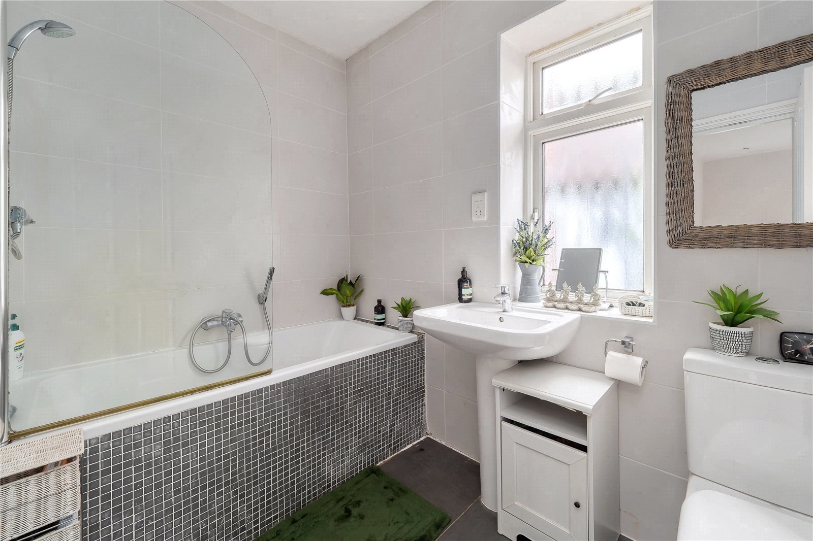 Crescent Road, Hale, WA15, photo 18
