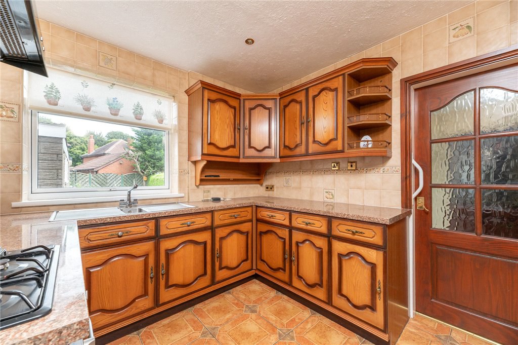 West Farm Avenue, Leeds, West Yorkshire, LS10, photo 8
