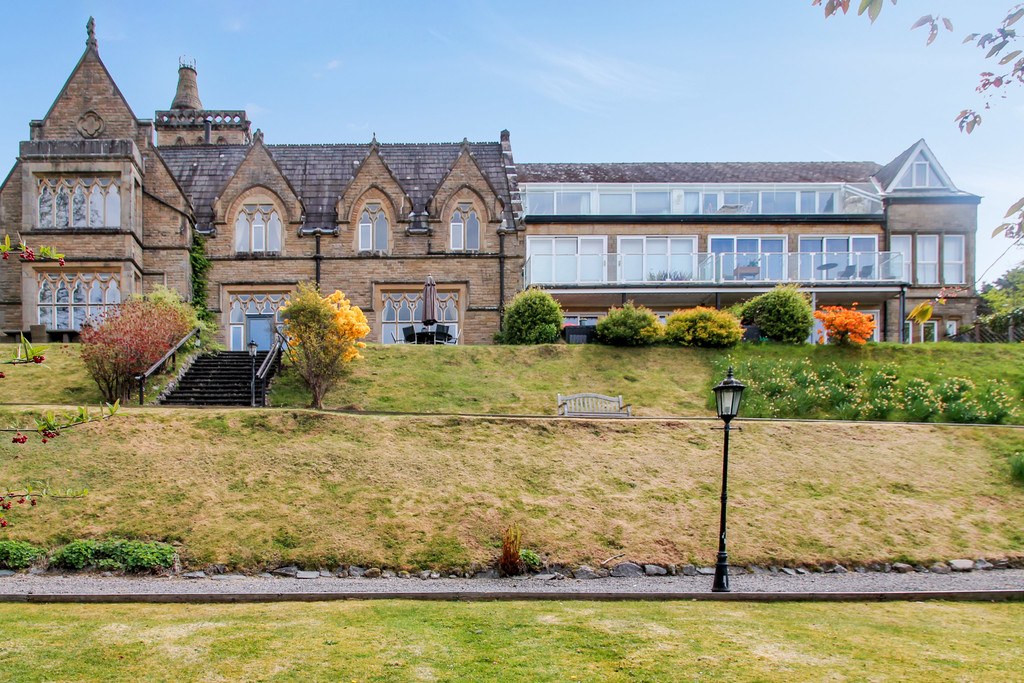 Priory Manor