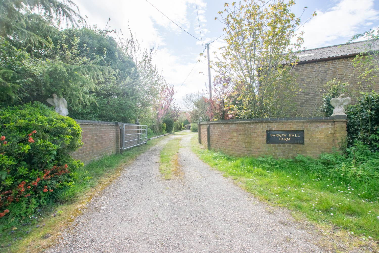 Barrow Hall Farmhouse, Barrow Hall Road, Little Wakering, Southend-on-Sea, Essex, SS3 0QP, photo 22