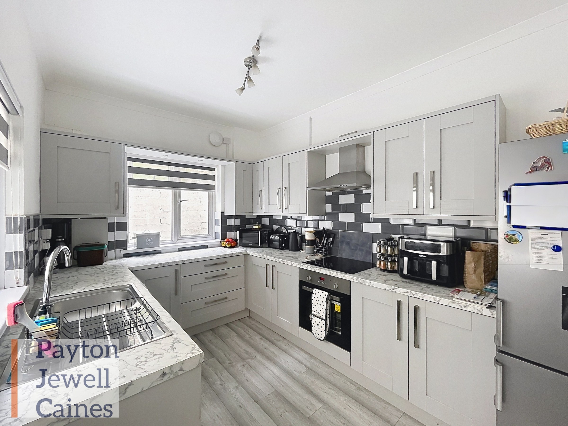 Upper Adare Street, Pontycymer, CF32, photo 3