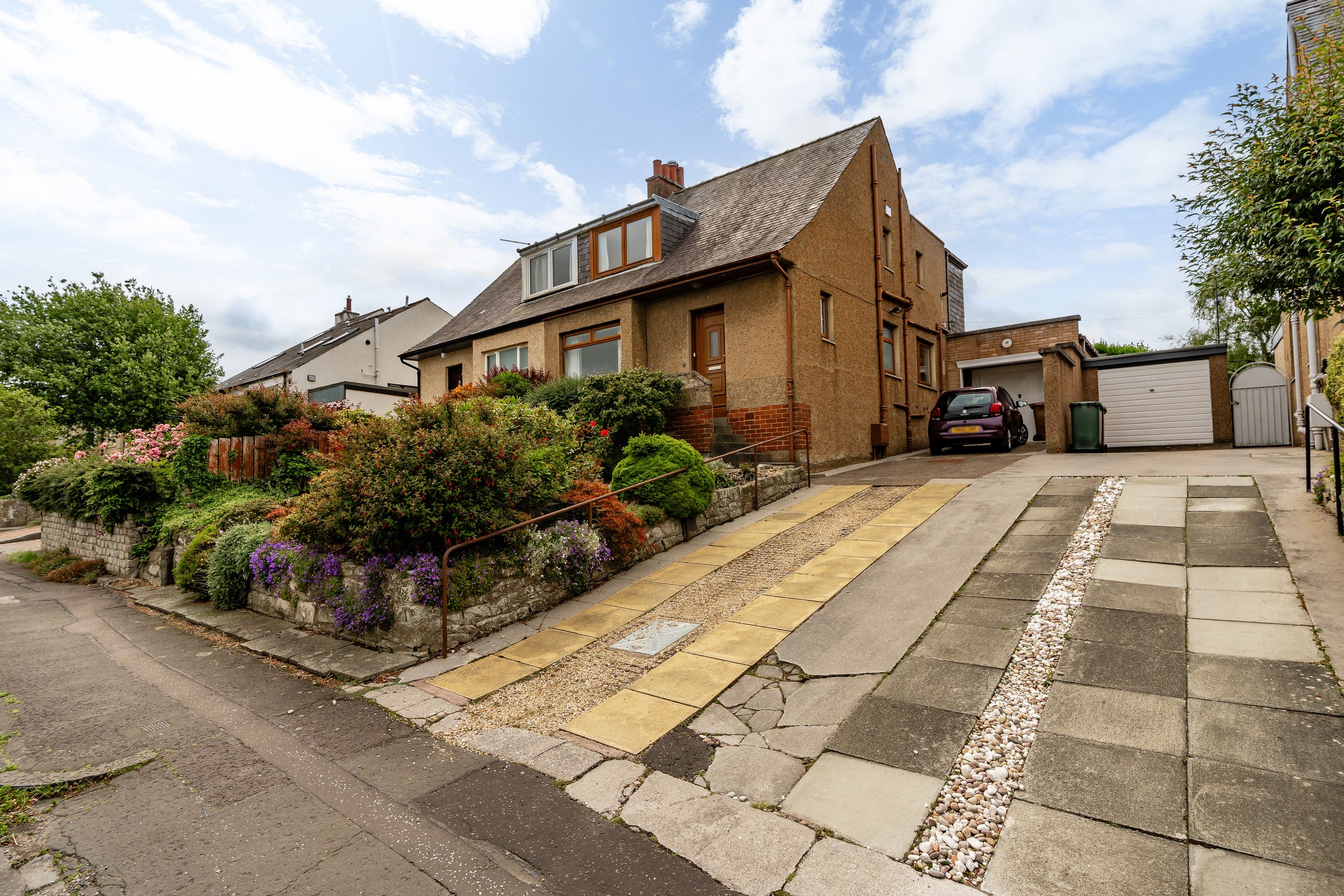 35 March Road, Blackhall, Edinburgh, EH4 3TA
