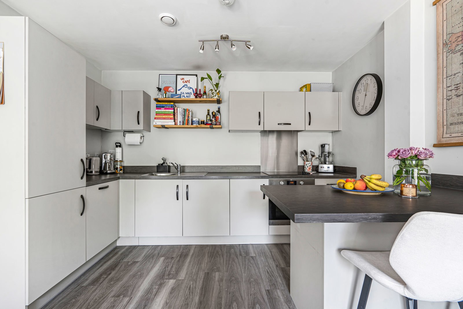 Threadneedle Road, Farnham, Surrey, GU9, photo 3