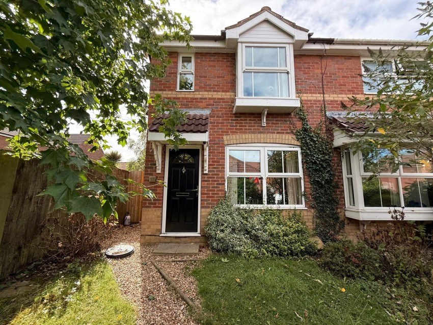 2 bed home to rent in St. Georges Walk, Harrogate