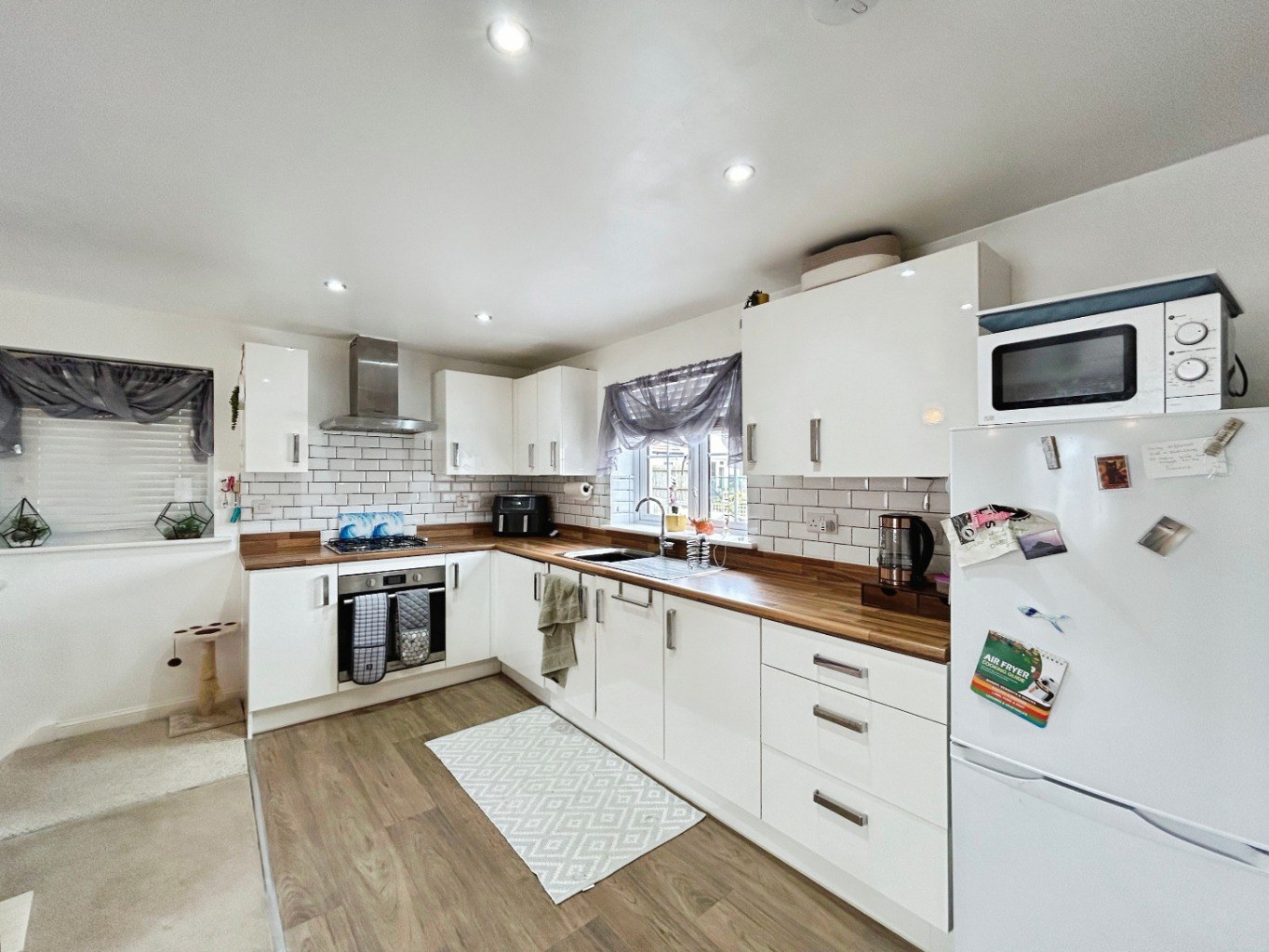 Hayle, Stylish two bed home, photo 5
