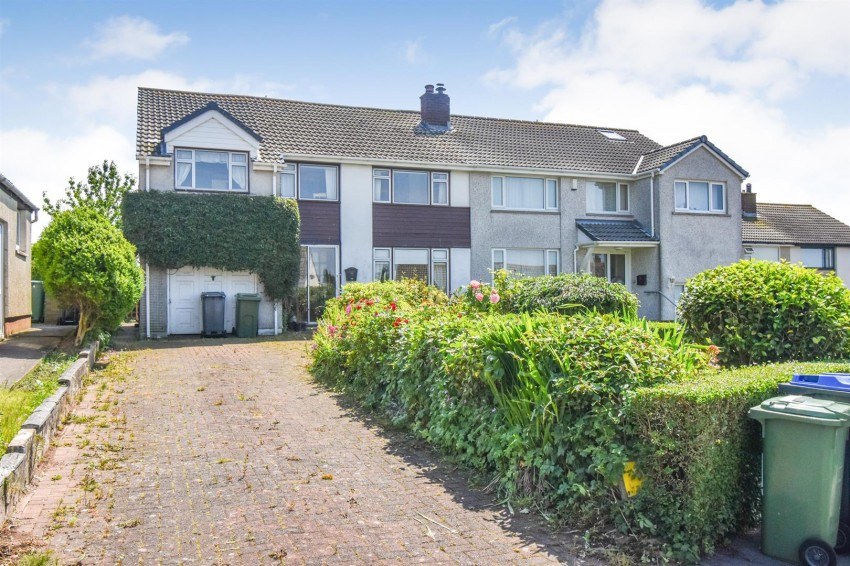 Garborough Close