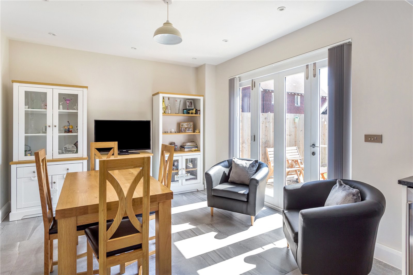 Malthouse Lane, Horley, Surrey, RH6, photo 3