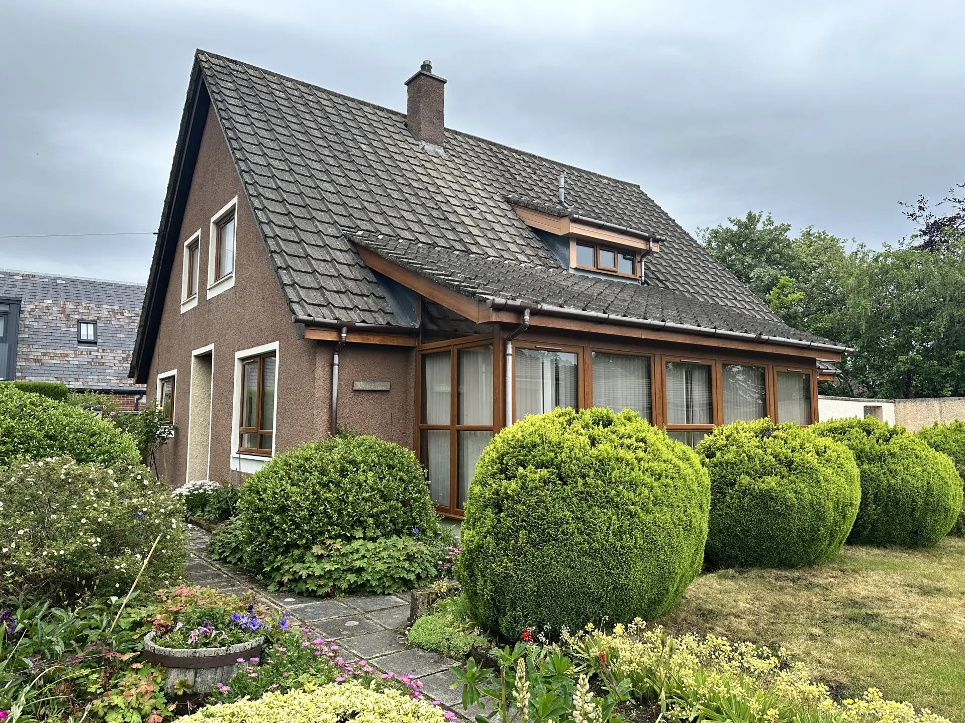 Properties • Mackenzie & Cormack
