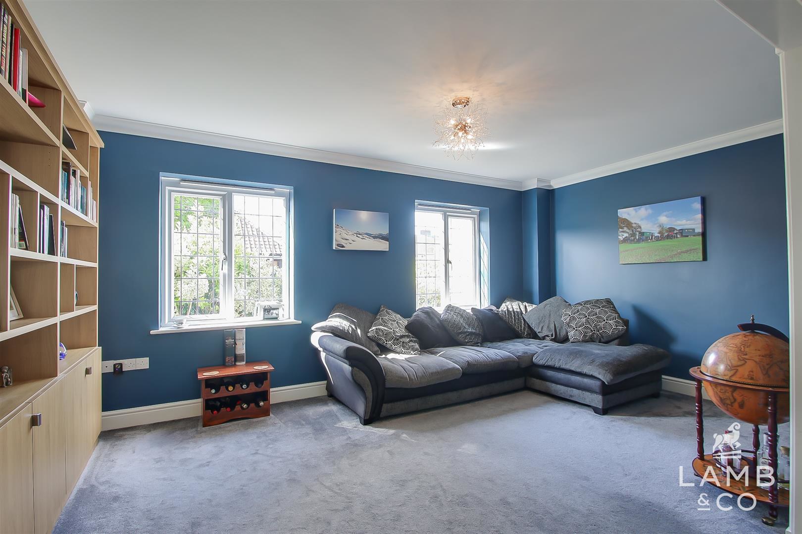 Walton Road, Kirby-Le-Soken, Frinton-On-Sea, photo 13