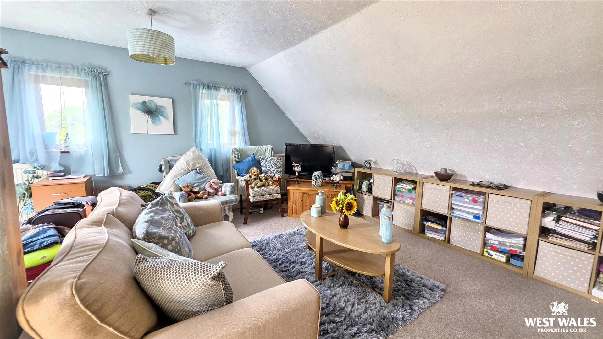Woodlands Crescent, Milford Haven, photo 19