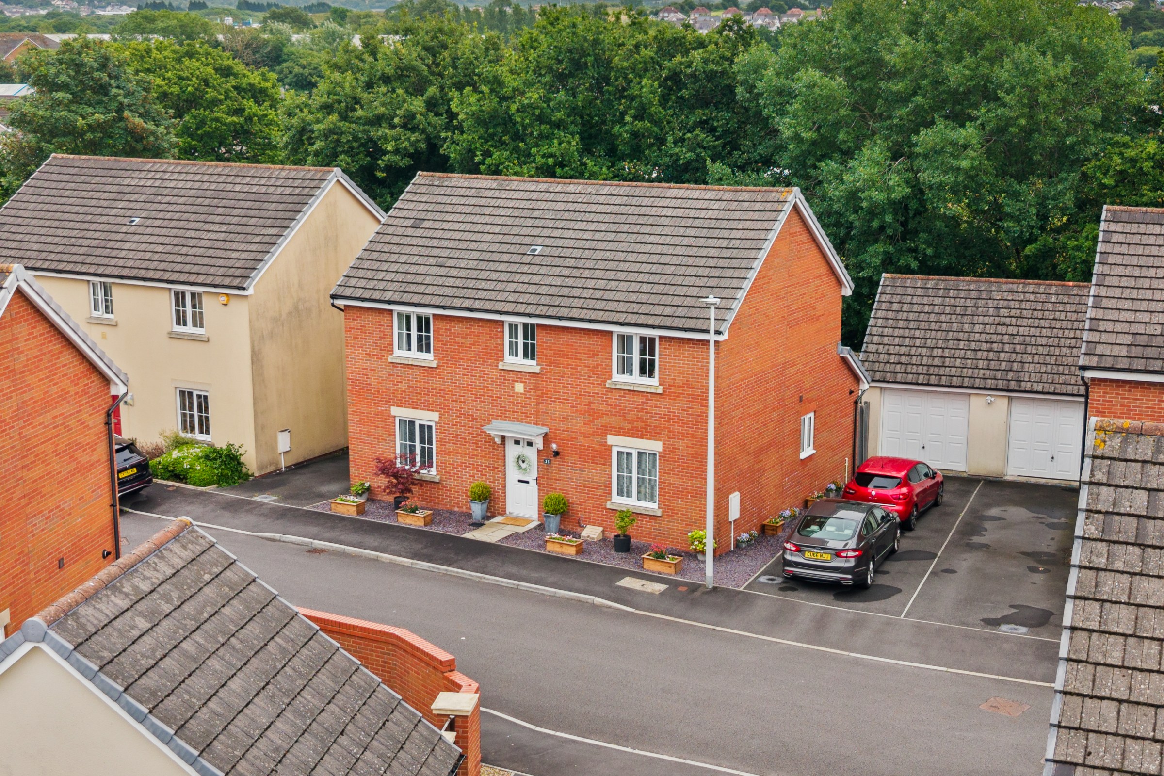 Beauchamp Walk, Gorseinon, Swansea, SA4 6AD, photo 32