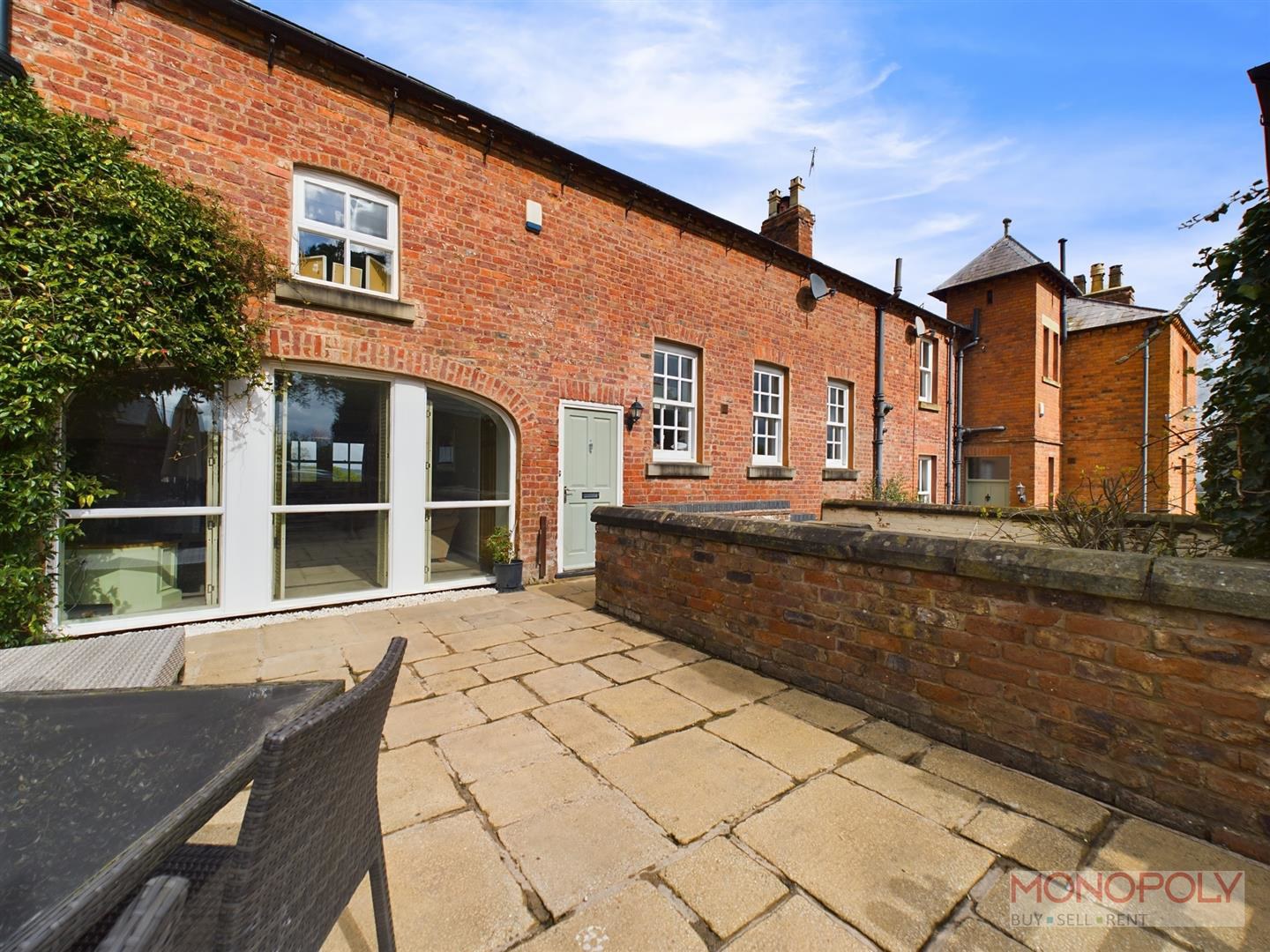 Croeshowell Hill, Rossett, LL12