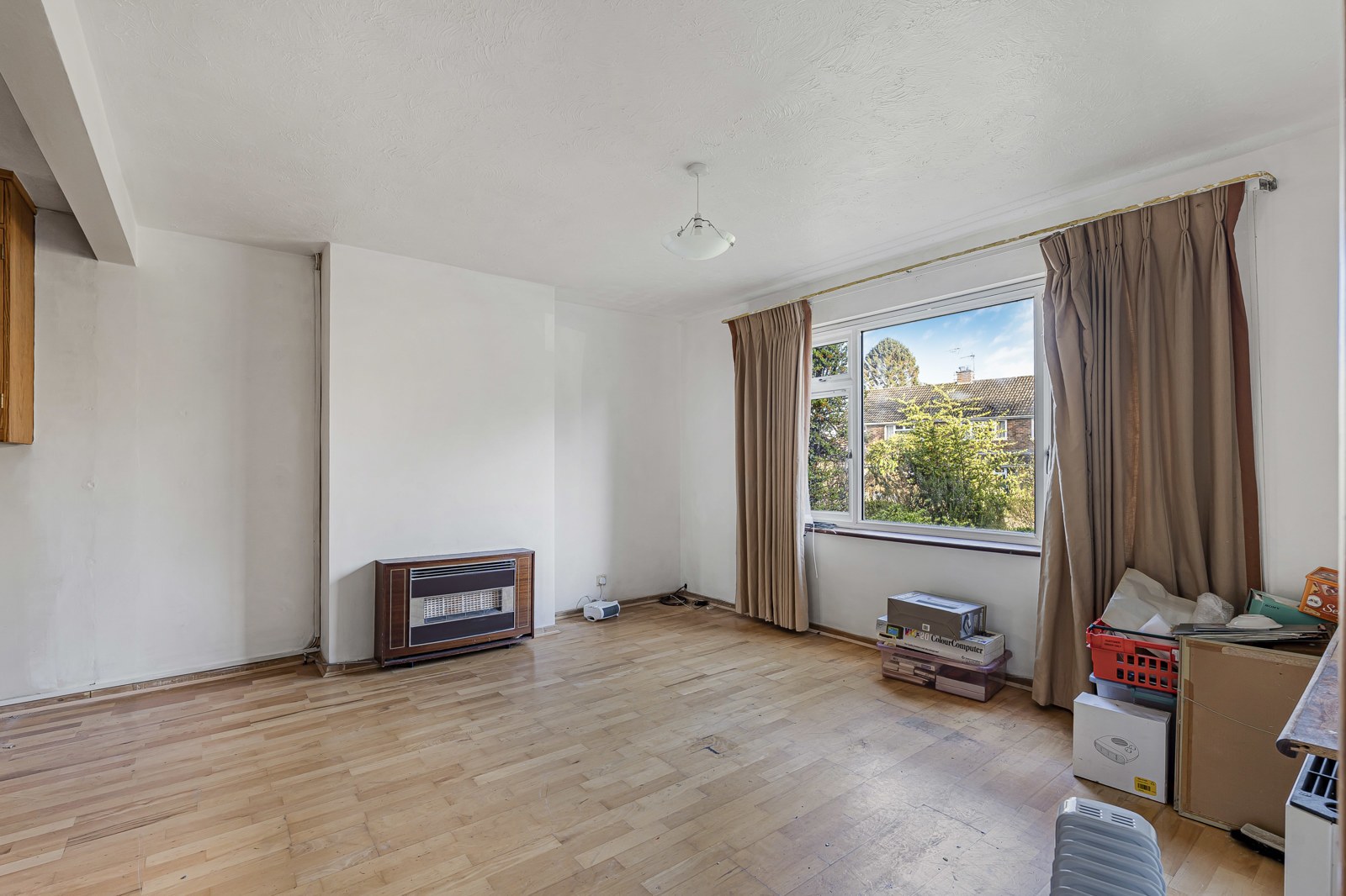 Downs Way, Alton, Hampshire, GU34, photo 3
