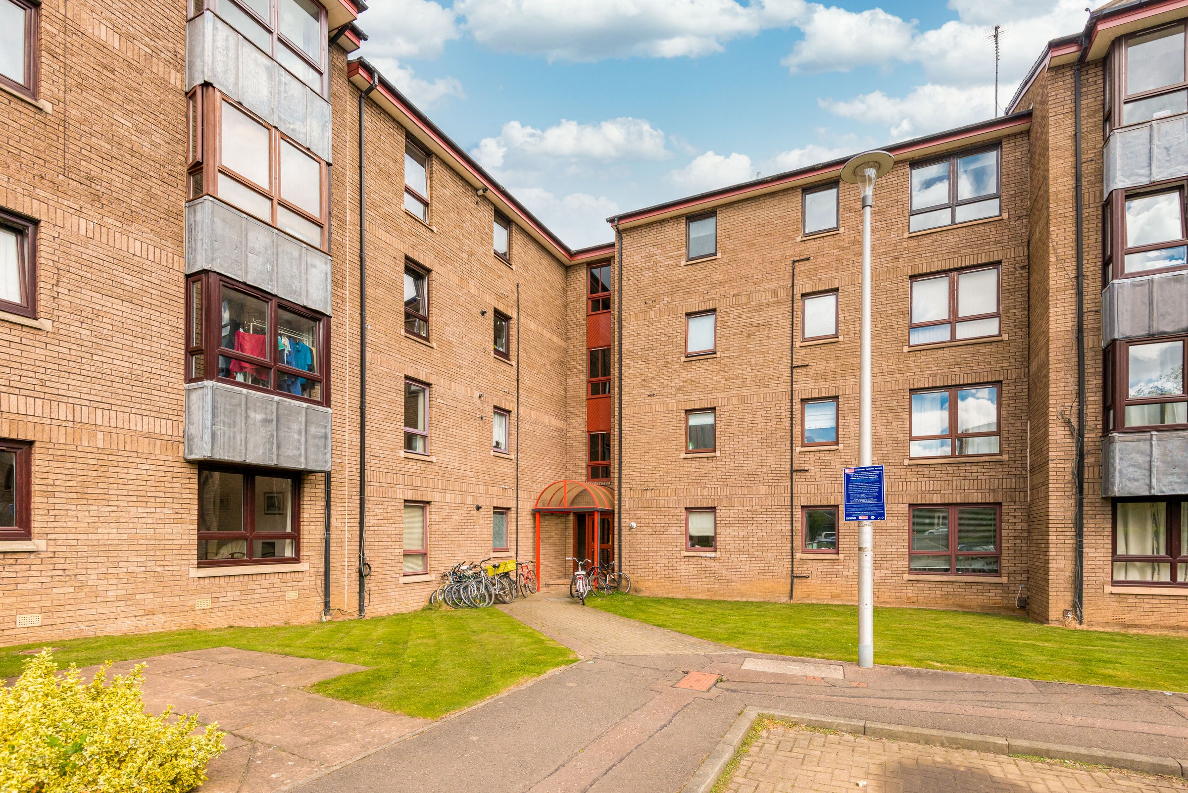 4/12 Sienna Gardens, Marchmont, Edinburgh, EH9 1PF