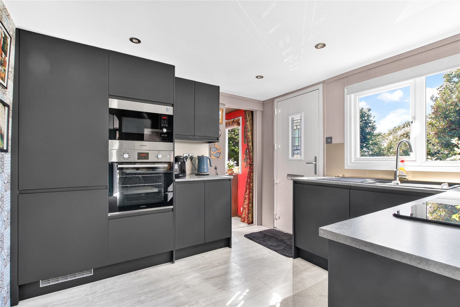 The Larches, Warfield Park, Bracknell, Berkshire, RG42, photo 5