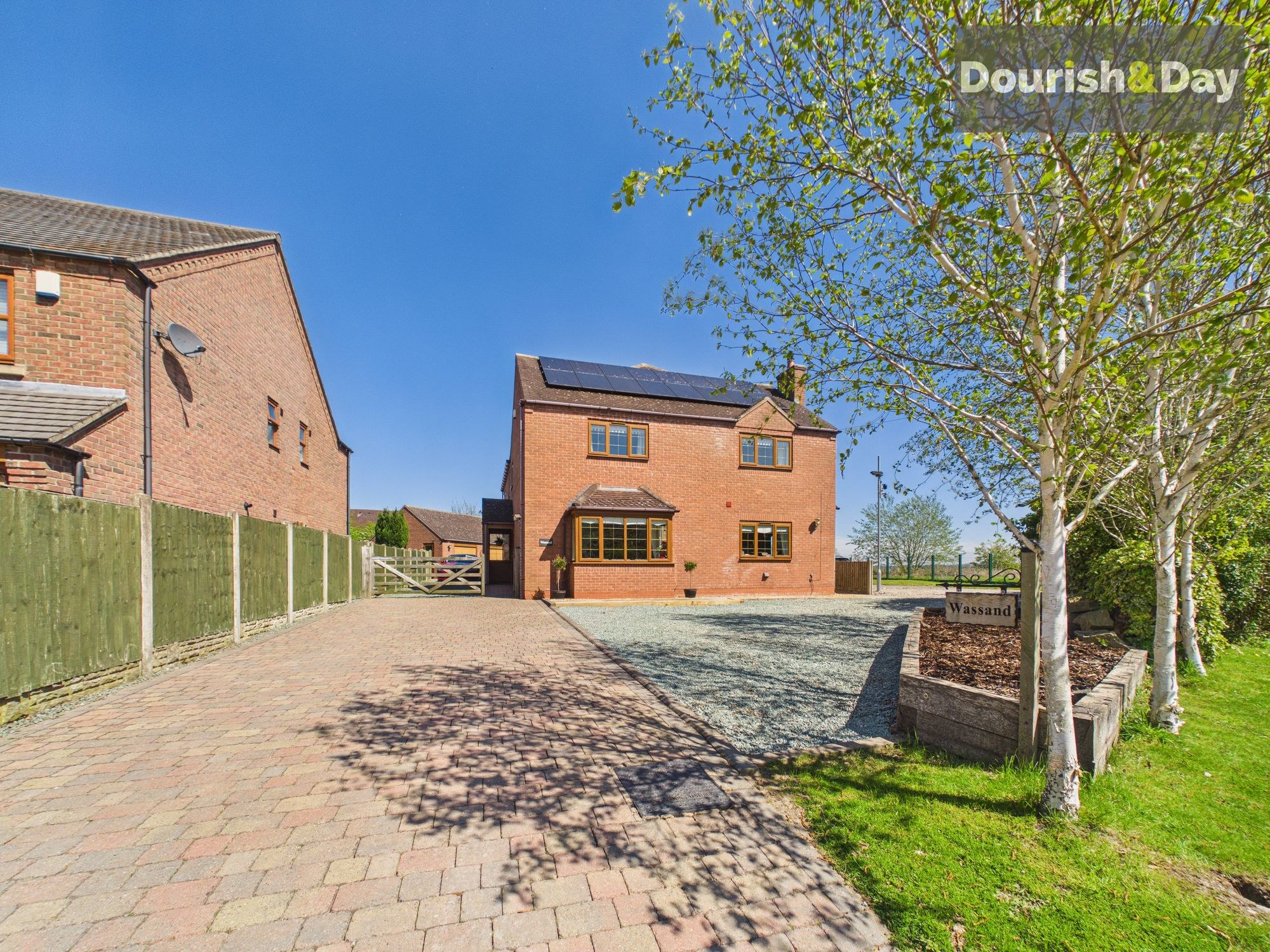 detached house for sale in Puddle Hill