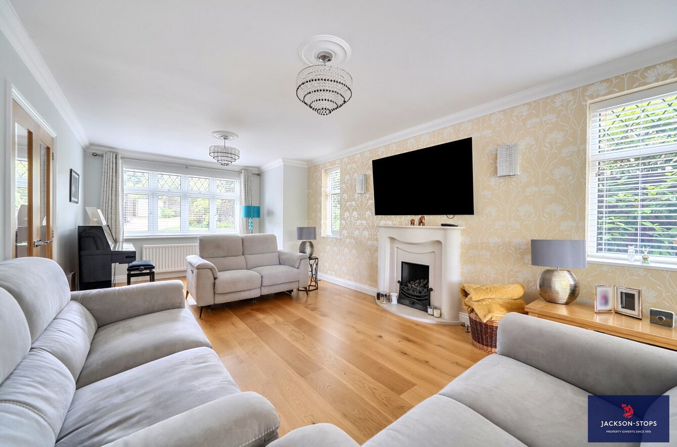 Mentone Avenue, Aspley Guise, Bedfordshire, MK17, photo 10