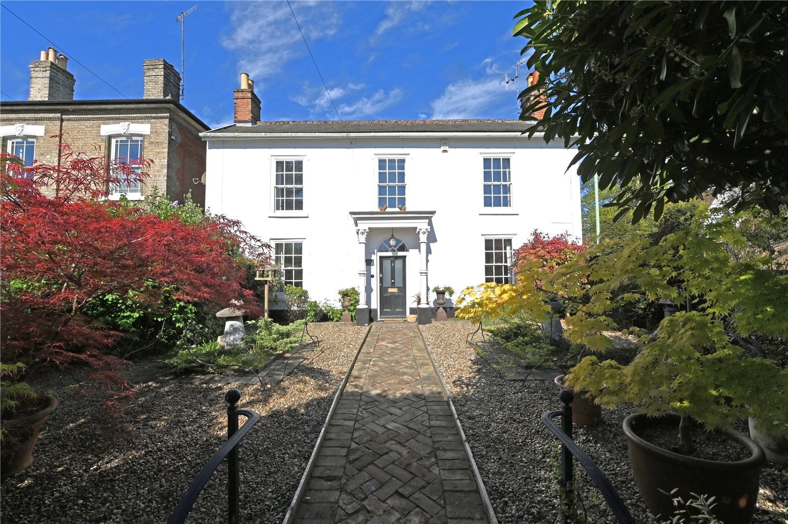 Thoroughfare