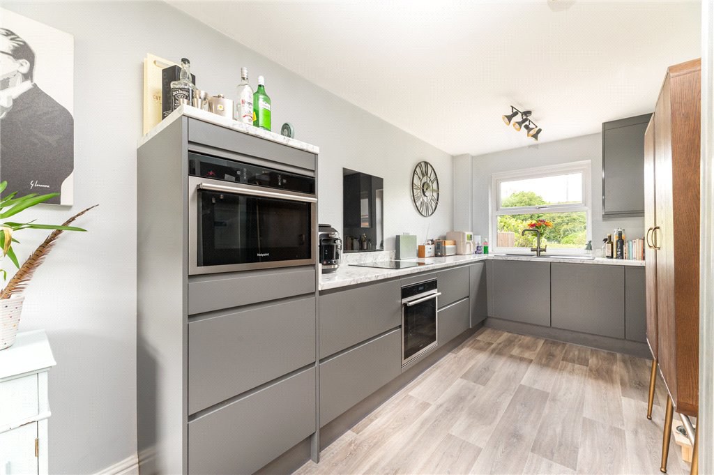 Renaissance Court, Churwell, Morley, Leeds, LS27, photo 7
