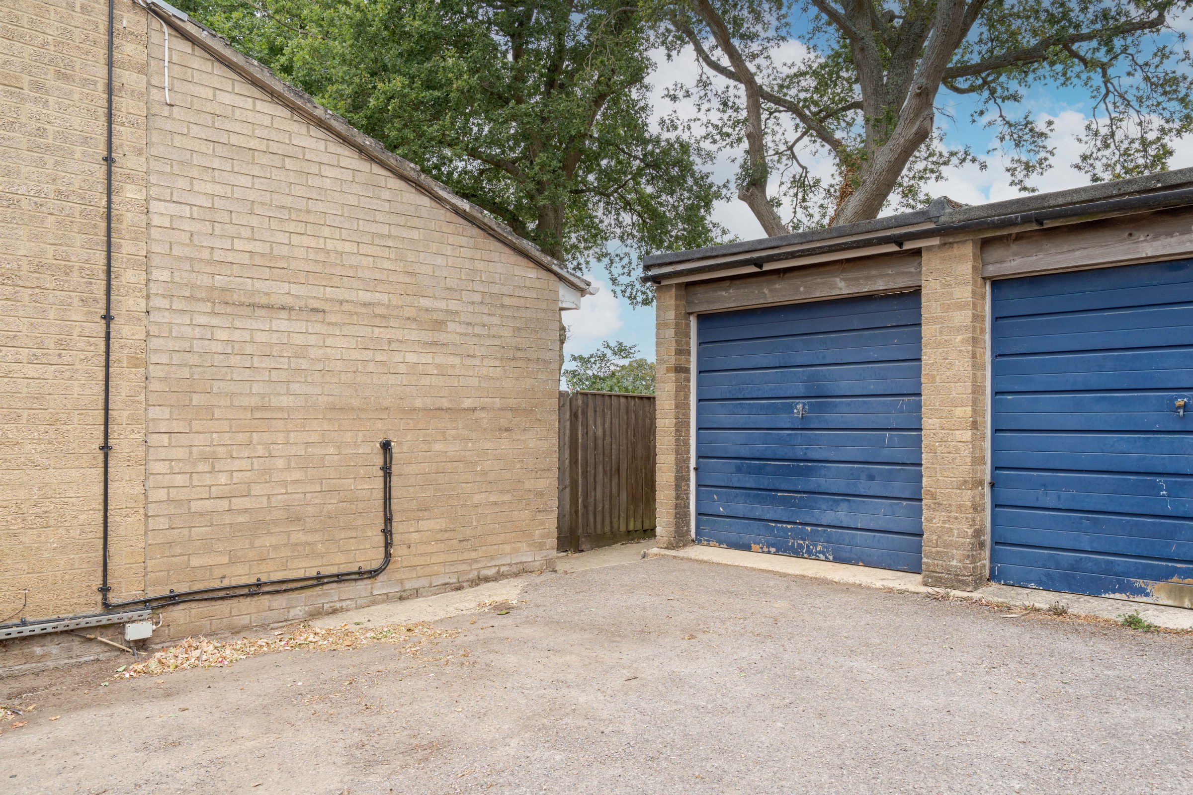 Knott Oaks, Combe, OX29, photo 22