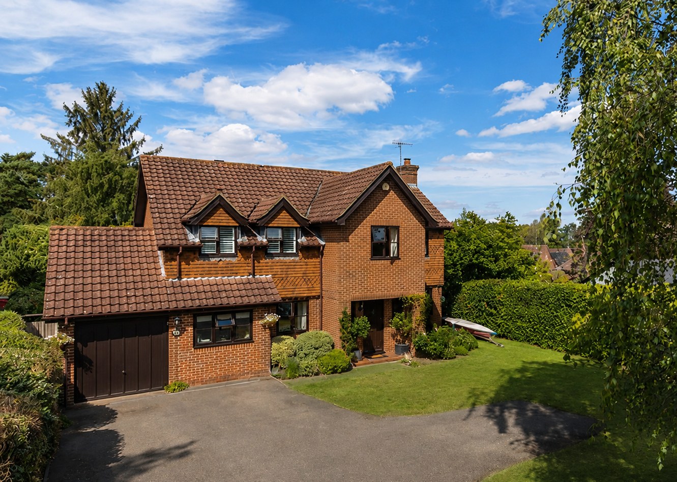 Monteith Close, Langton Green, TN3