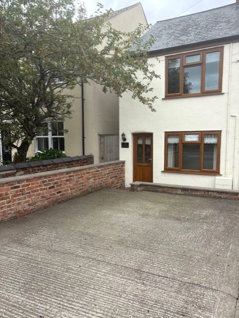 Annakin Cottages